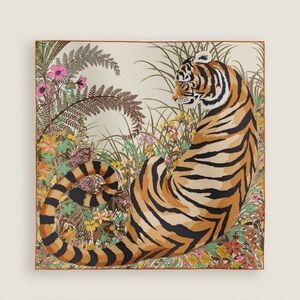 Brand new Hermes tyger tiger scarf 70 silk with tag box